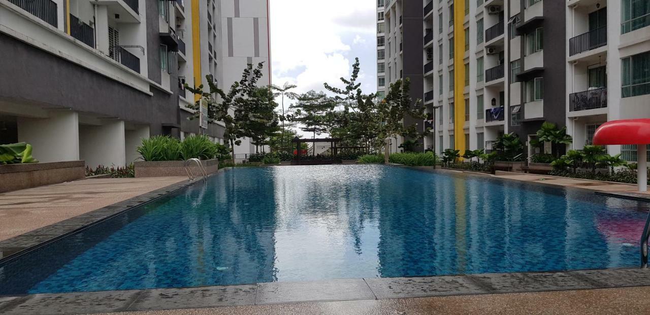 Ferienwohnung Greenfield Regency Johor Bahru Exterior foto